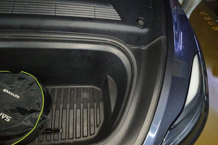 Used Tesla Model Y 2021 Long-Range All-Wheel-Drive Version Engine Bay Left