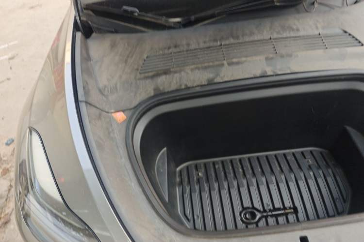Used Tesla Model Y 2021 Revised Version 2 Long-Range All-Wheel-Drive Edition Engine Bay Right