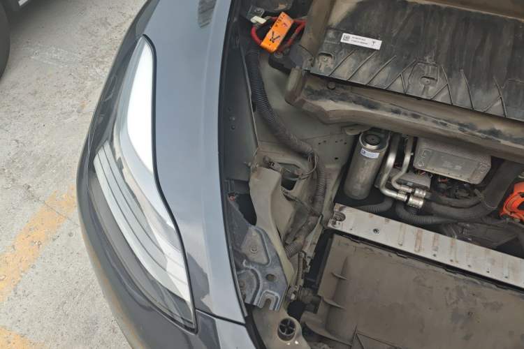 Used Tesla Model Y 2021 Long-Range All-Wheel-Drive Version 3D7 Engine Bay Right