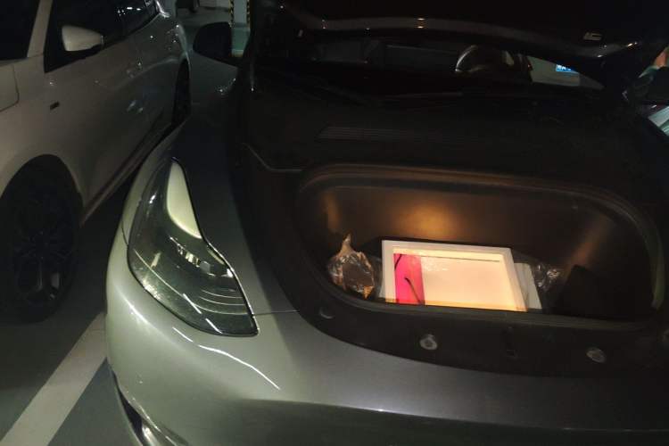 Used Tesla Model Y 2021 Performance High-Performance All-Wheel-Drive Version Engine Bay Right