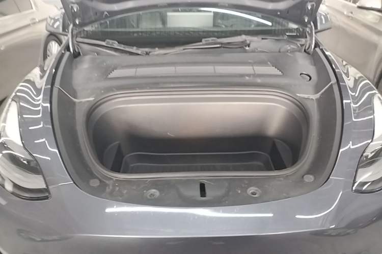 Used Tesla Model Y 2021 Standard Range Rear-Wheel Drive Version Engine Bay