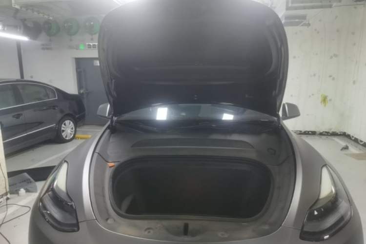 Used Tesla Model Y 2021 Standard Range Rear-Wheel Drive Version Engine Bay