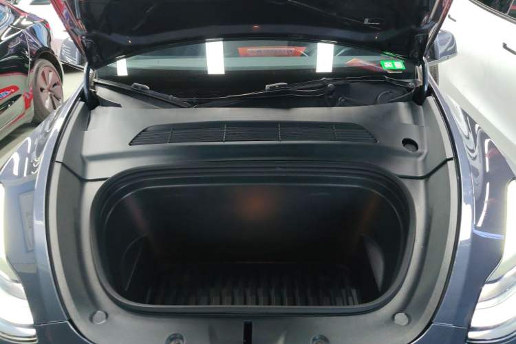 Used Tesla Model Y 2021 Standard Range Rear-Wheel Drive Version Engine Bay