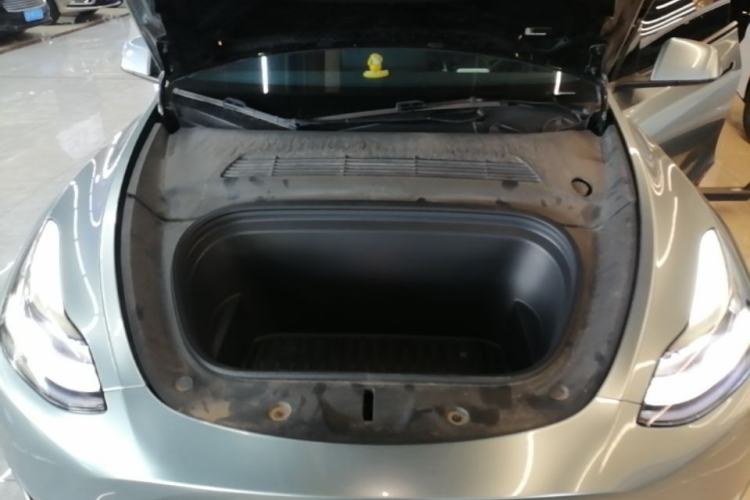 Used Tesla Model Y 2021 Standard Range Rear-Wheel Drive Version Engine Bay