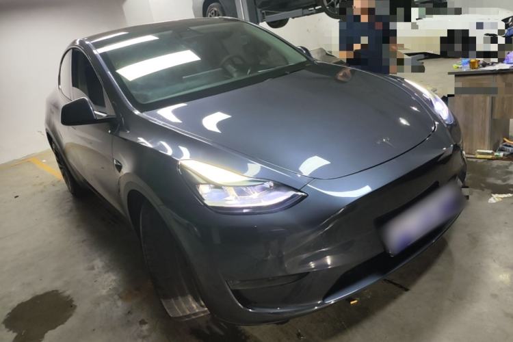Used Tesla Model Y 2021 Long-Range All-Wheel-Drive Version Exterior 1