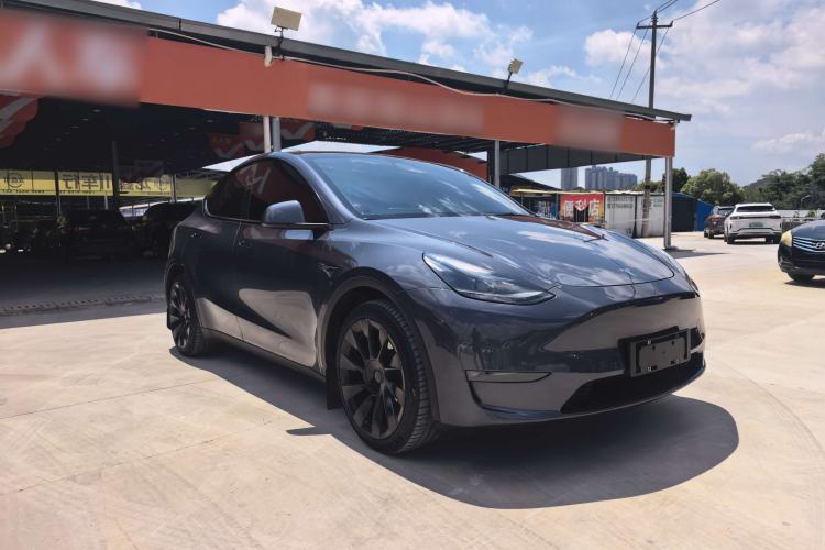 Used Tesla Model Y 2021 Long-Range All-Wheel-Drive Version 3D7 Exterior 1
