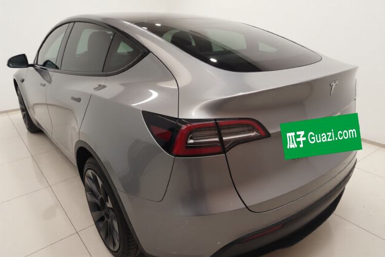 Used Tesla Model Y 2021 Revised Version 2 Long-Range All-Wheel-Drive Edition Exterior 2