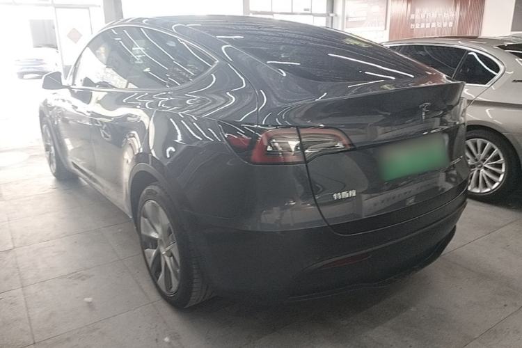 Used Tesla Model Y 2021 Standard Range Rear-Wheel Drive Version Exterior 2