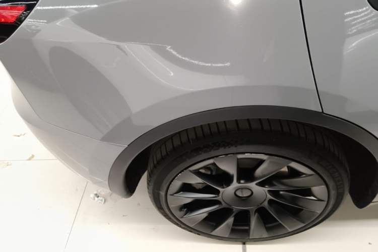 Used Tesla Model Y 2021 Standard Range Rear-Wheel Drive Version Exterior 2