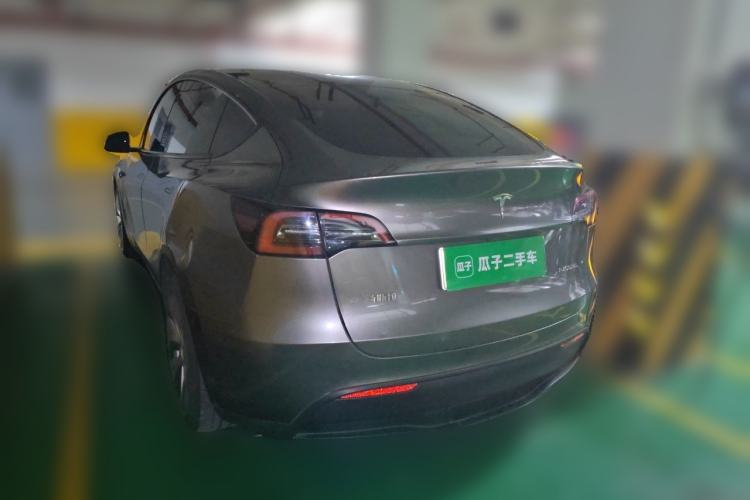 Used Tesla Model Y 2021 Long-Range All-Wheel-Drive Version Exterior 3