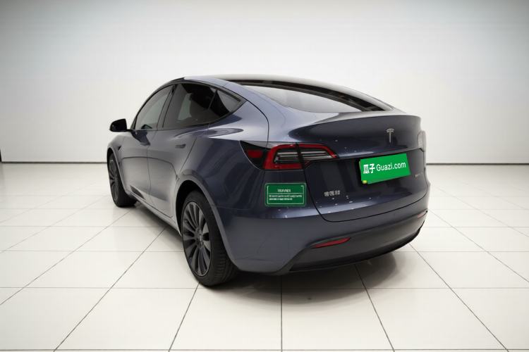 Used Tesla Model Y 2021 Standard Range Rear-Wheel Drive Version Exterior 3