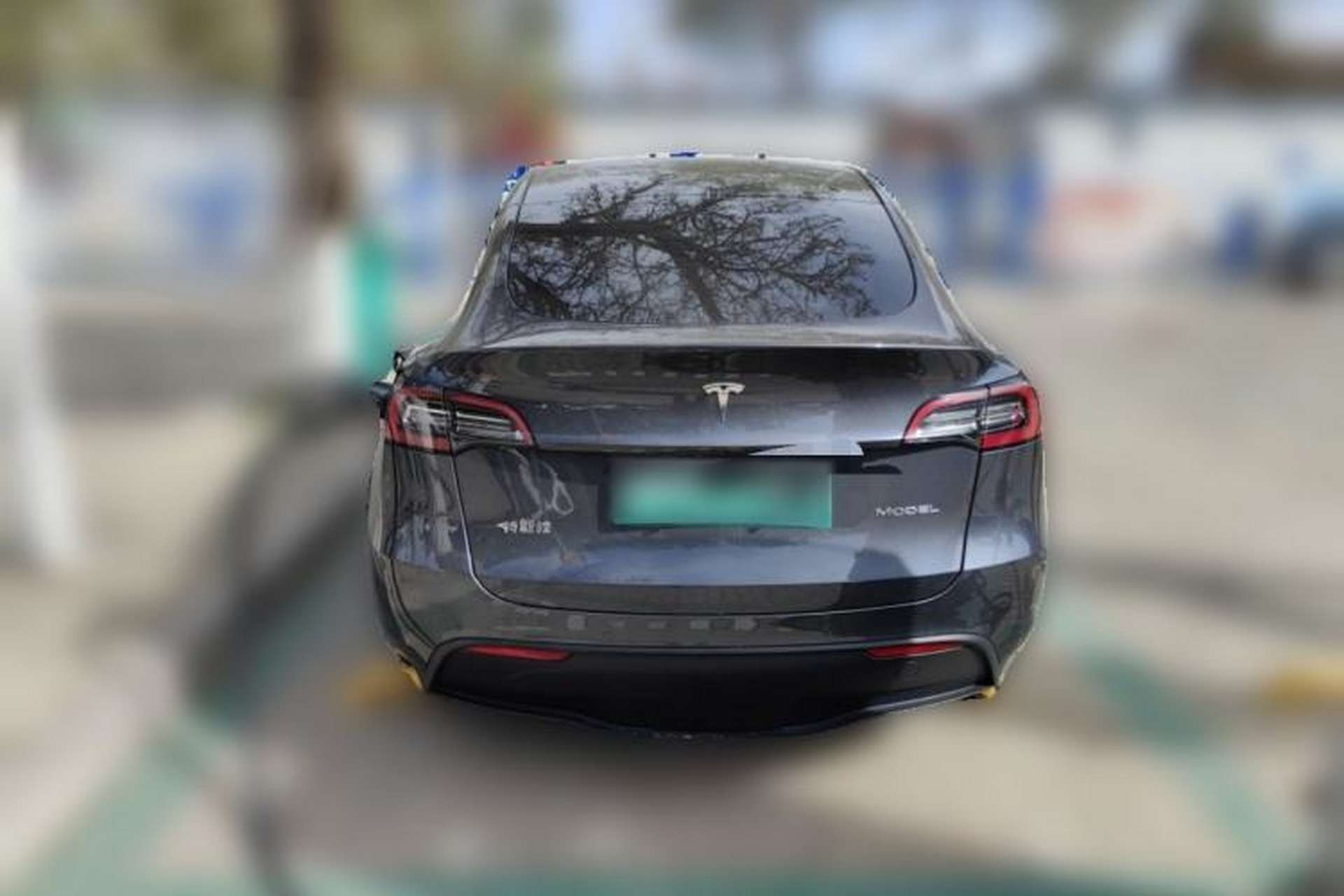 Used Tesla Model Y 2021 Long-Range All-Wheel-Drive Version Exterior 4