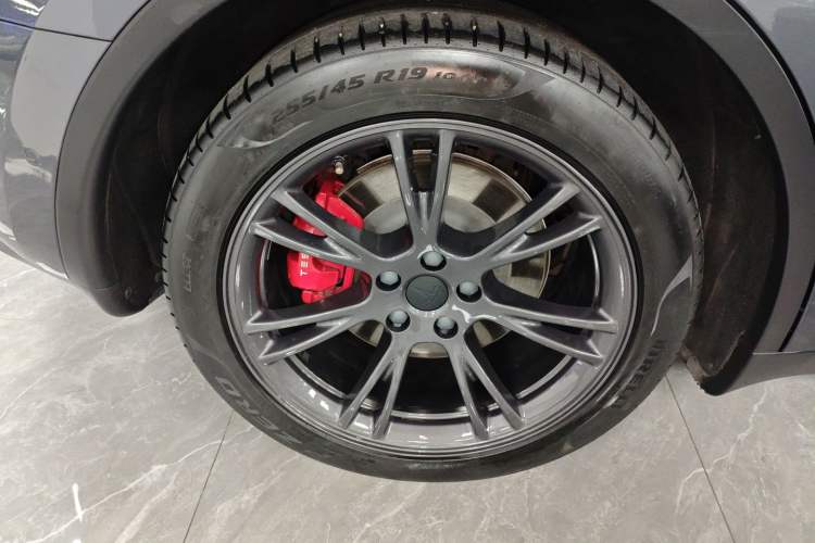 Used Tesla Model Y 2021 Standard Range Rear-Wheel Drive Version Exterior 4
