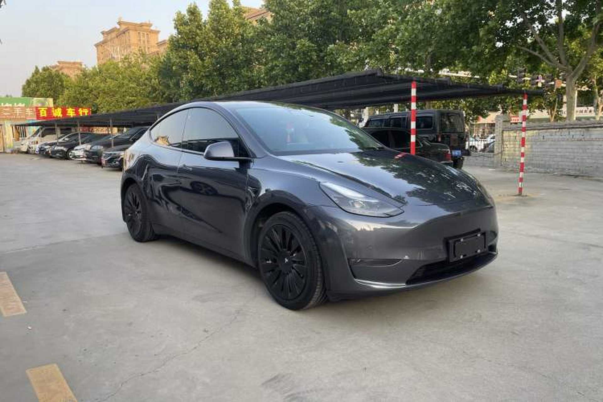 Used Tesla Model Y 2021 Standard Range Rear-Wheel Drive Version Exterior 5