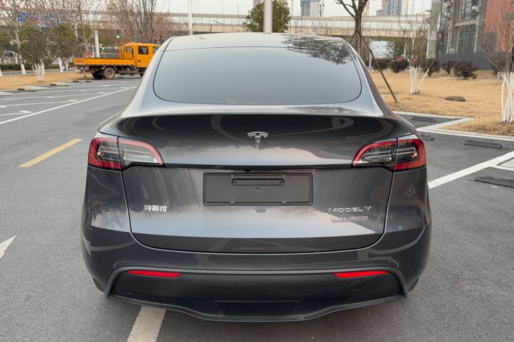 Used Tesla Model Y 2021 Long-Range All-Wheel-Drive Version Exterior 6
