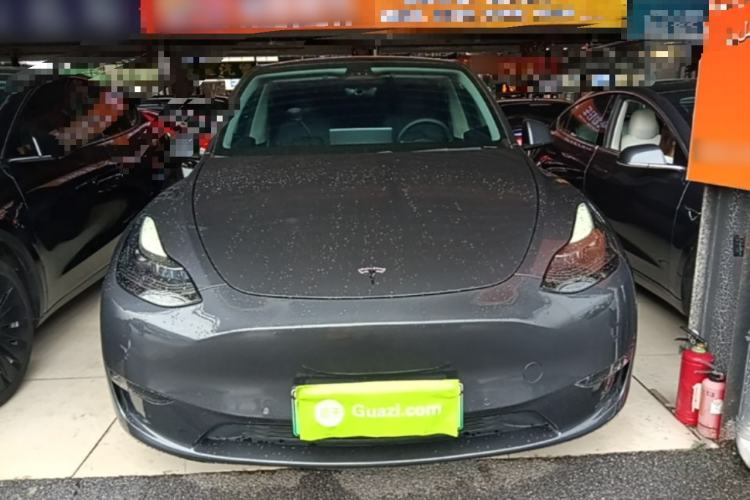 Used Tesla Model Y 2021 Long-Range All-Wheel-Drive Version Front
