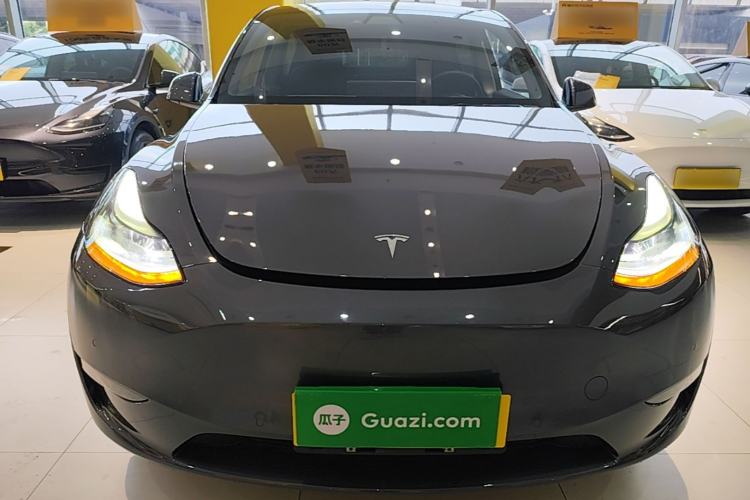 Used Tesla Model Y 2021 Long-Range All-Wheel-Drive Version 3D7 Front