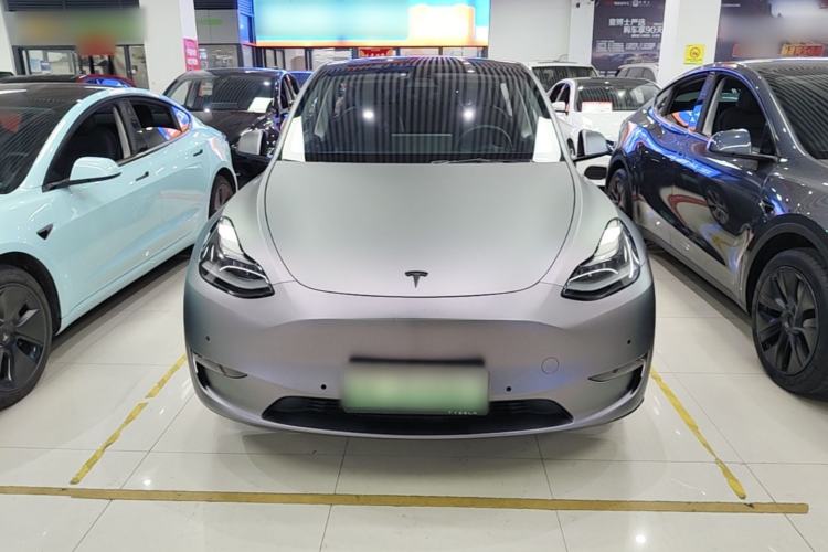 Used Tesla Model Y 2021 Long-Range All-Wheel-Drive Version 3D7 Front