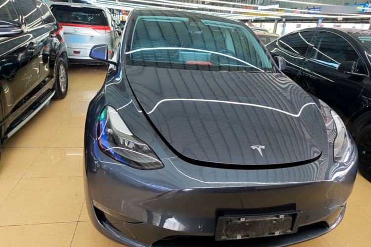 Used Tesla Model Y 2021 Long-Range All-Wheel-Drive Version Front