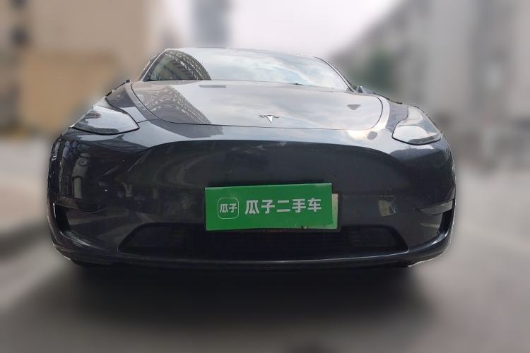 Used Tesla Model Y 2021 Long-Range All-Wheel-Drive Version Front