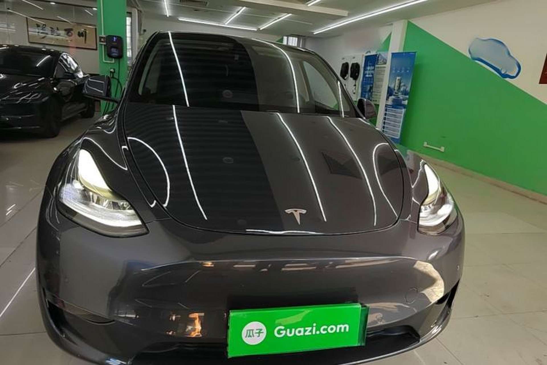 Used Tesla Model Y 2021 Long-Range All-Wheel-Drive Version Front