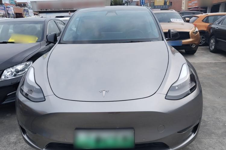 Used Tesla Model Y 2021 Long-Range All-Wheel-Drive Version Front