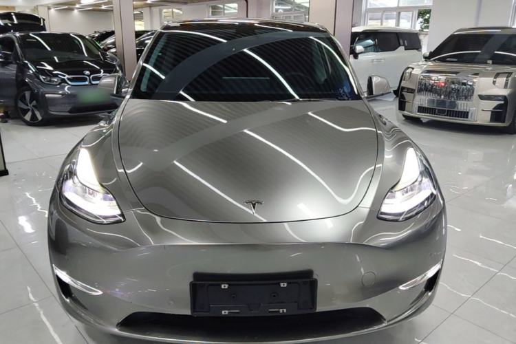 Used Tesla Model Y 2021 Revised Version 2 Long-Range All-Wheel-Drive Edition Front