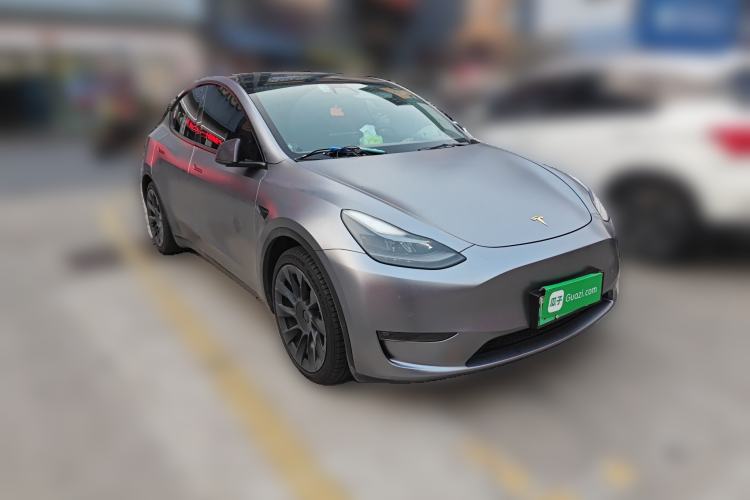 Used Tesla Model Y 2021 Standard Range Rear-Wheel Drive Version Front Right 45 Deg