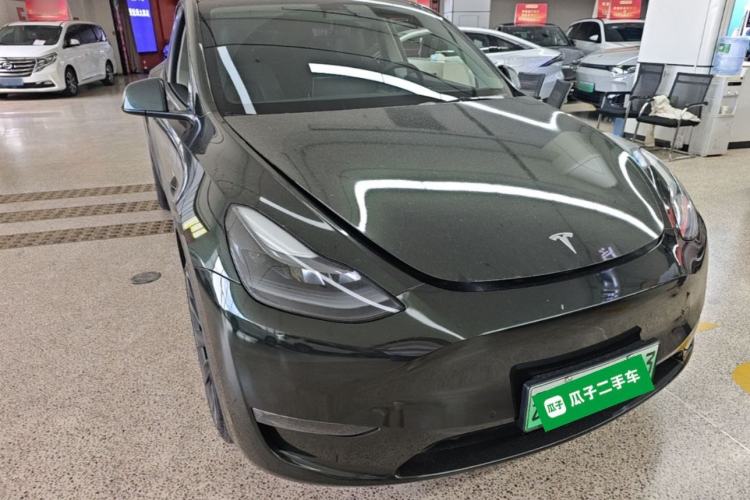 Used Tesla Model Y 2021 Standard Range Rear-Wheel Drive Version Front Right 45 Deg