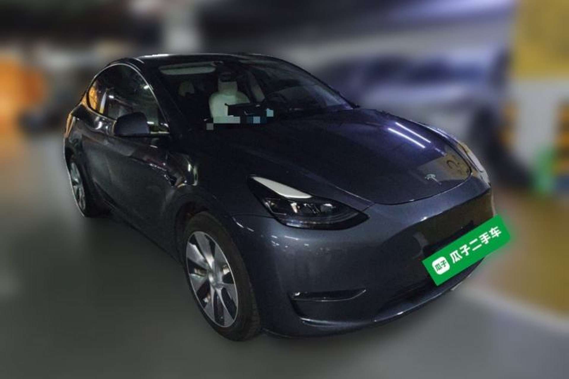 Used Tesla Model Y 2021 Long-Range All-Wheel-Drive Version Front Right 45 Deg