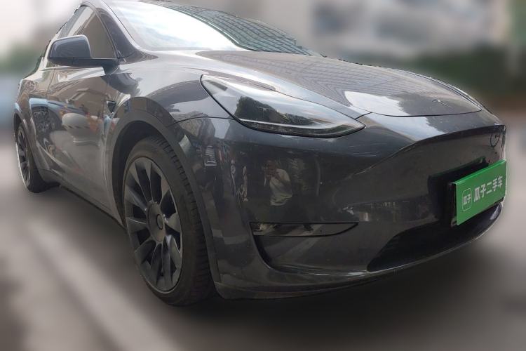 Used Tesla Model Y 2021 Long-Range All-Wheel-Drive Version Front Right 45 Deg