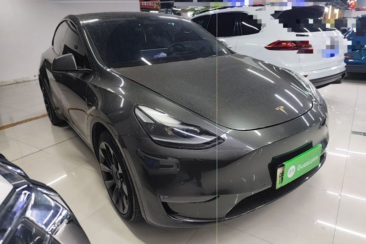 Used Tesla Model Y 2021 Long-Range All-Wheel-Drive Version 3D7 Front Right 45 Deg