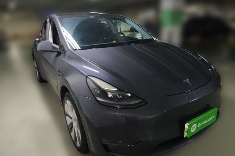 Used Tesla Model Y 2021 Standard Range Rear-Wheel Drive Version Front Right 45 Deg
