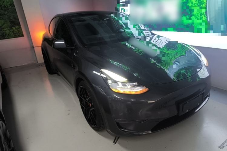 Used Tesla Model Y 2021 Performance High-Performance All-Wheel-Drive Version Front Right 45 Deg