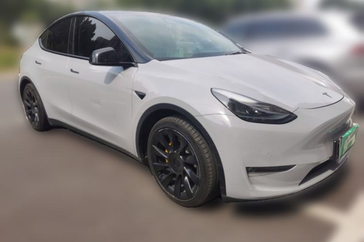 Used Tesla Model Y 2021 Standard Range Rear-Wheel Drive Version Front Right 45 Deg