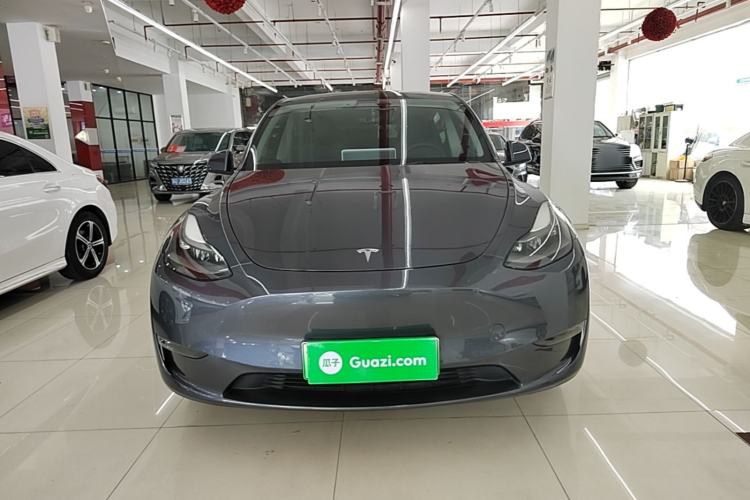 Used Tesla Model Y 2021 Long-Range All-Wheel-Drive Version 3D7 Front