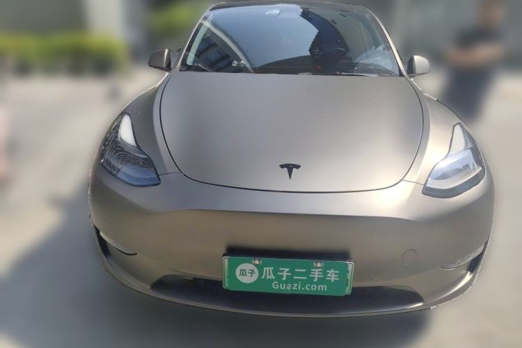 Used Tesla Model Y 2021 Long-Range All-Wheel-Drive Version Front