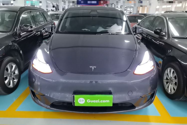 Used Tesla Model Y 2021 Standard Range Rear-Wheel Drive Version Front