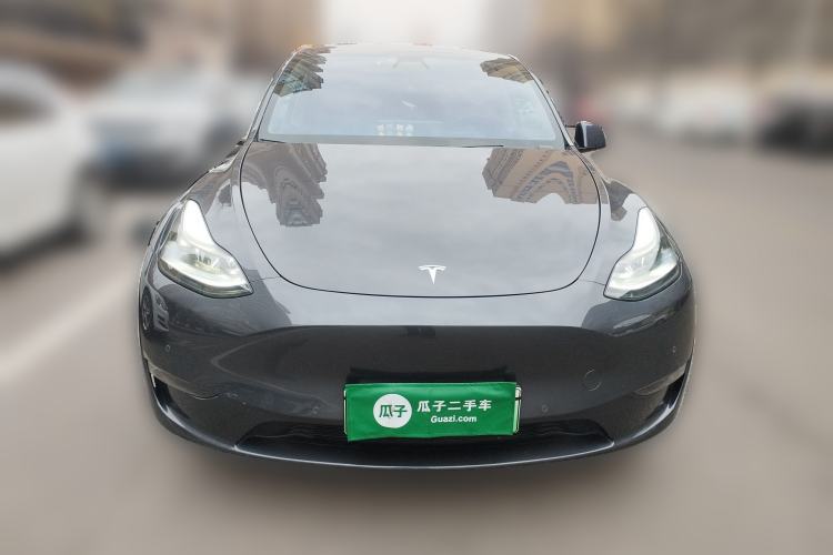Used Tesla Model Y 2021 Long-Range All-Wheel-Drive Version Front