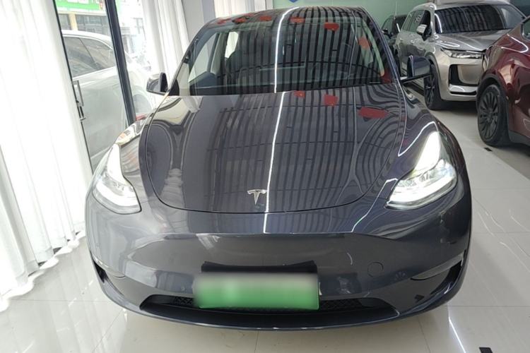 Used Tesla Model Y 2021 Long-Range All-Wheel-Drive Version Front