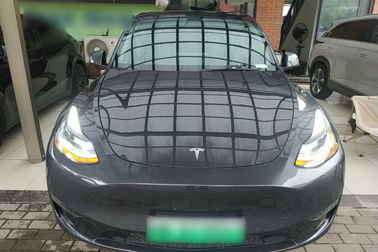Used Tesla Model Y 2021 Long-Range All-Wheel-Drive Version Front