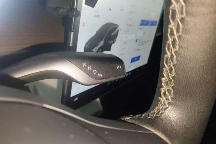 Used Tesla Model Y 2021 Standard Range Rear-Wheel Drive Version Gear Lever