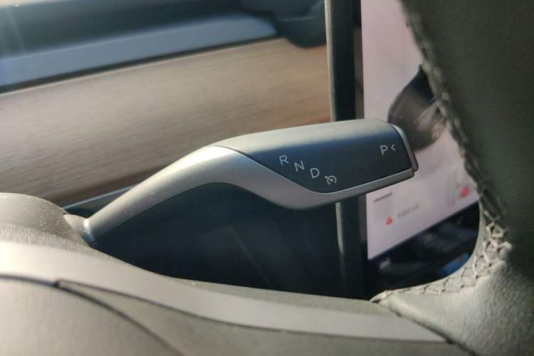 Used Tesla Model Y 2021 Revised Version 2 Long-Range All-Wheel-Drive Edition Gear Lever