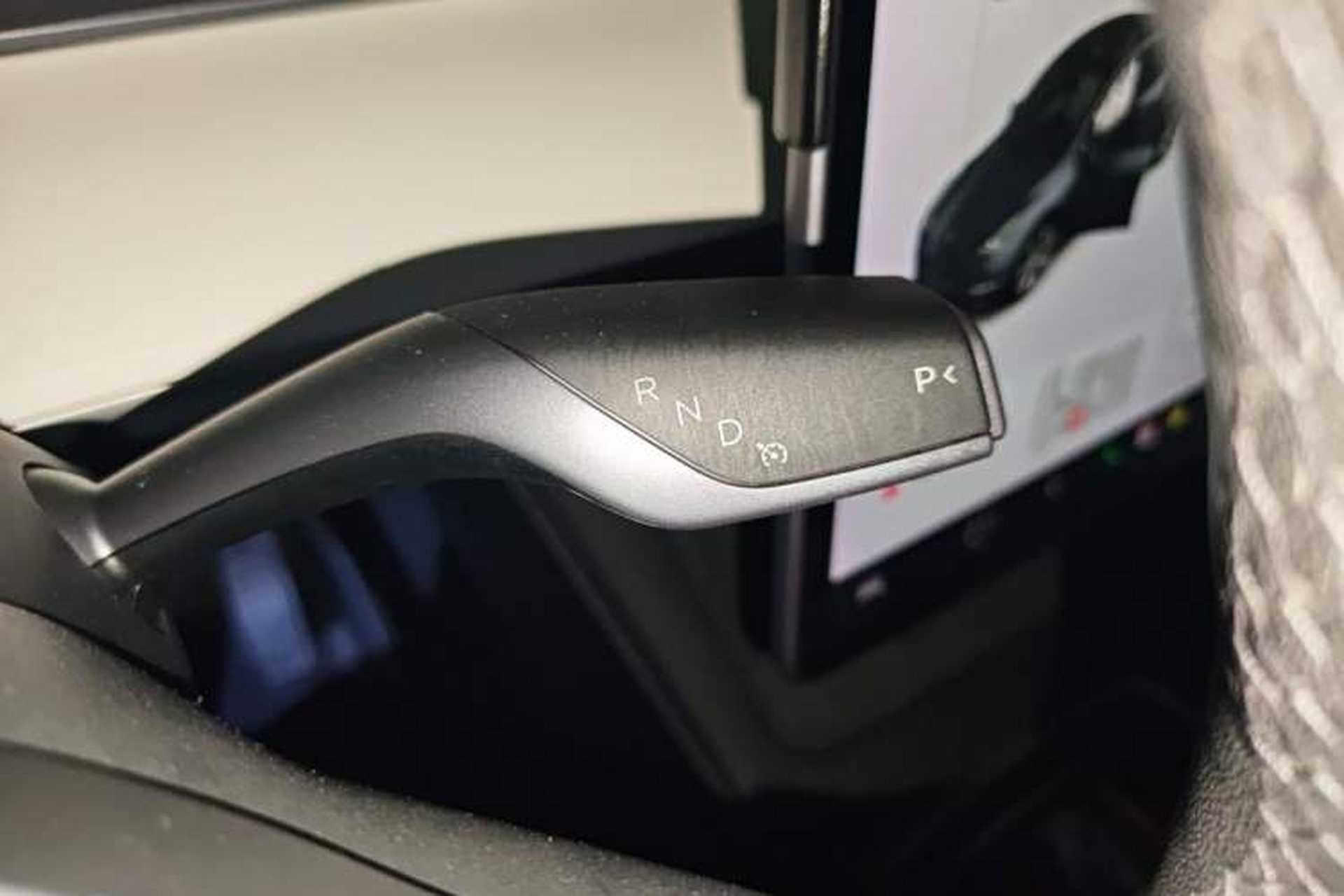 Used Tesla Model Y 2021 Long-Range All-Wheel-Drive Version Gear Lever