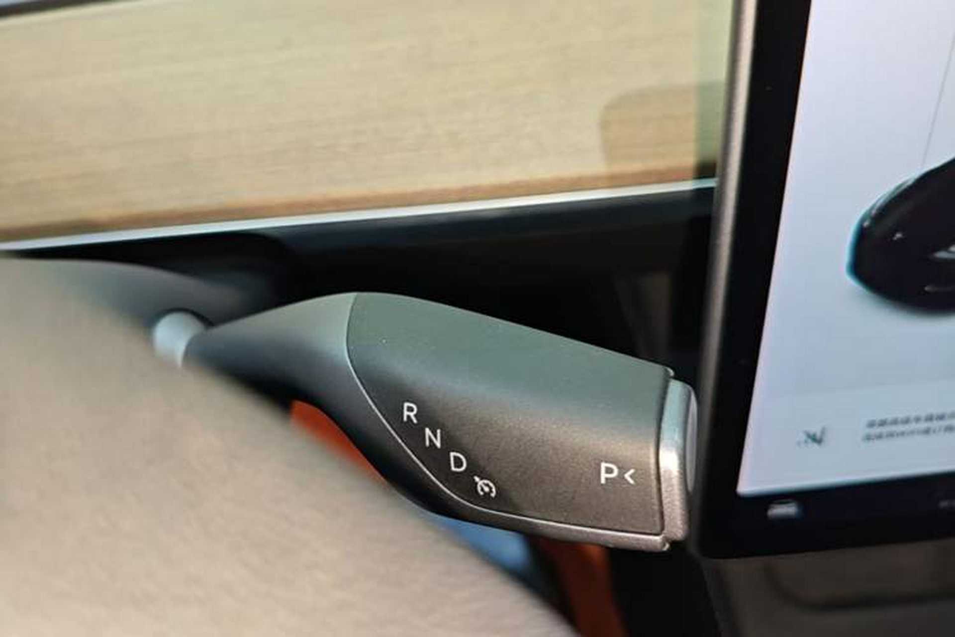 Used Tesla Model Y 2021 Long-Range All-Wheel-Drive Version Gear Lever