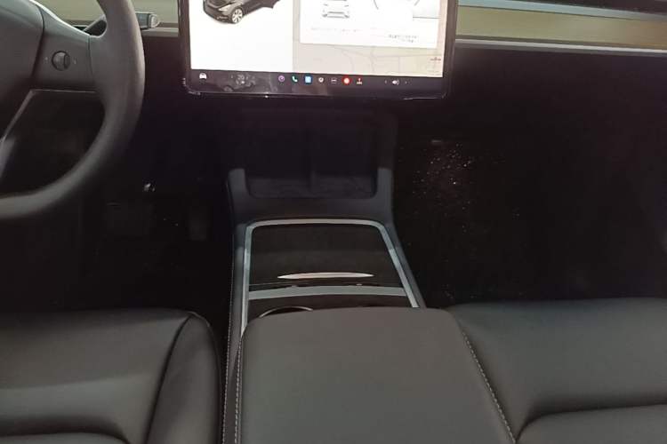 Used Tesla Model Y 2021 Long-Range All-Wheel-Drive Version 3D7 Gear Lever