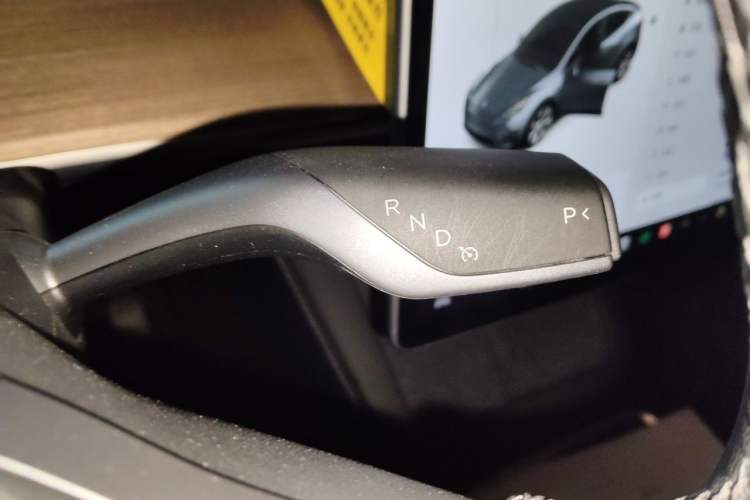 Used Tesla Model Y 2021 Standard Range Rear-Wheel Drive Version Gear Lever