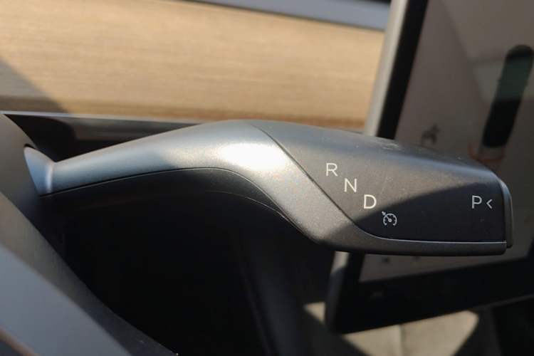 Used Tesla Model Y 2021 Standard Range Rear-Wheel Drive Version Gear Lever