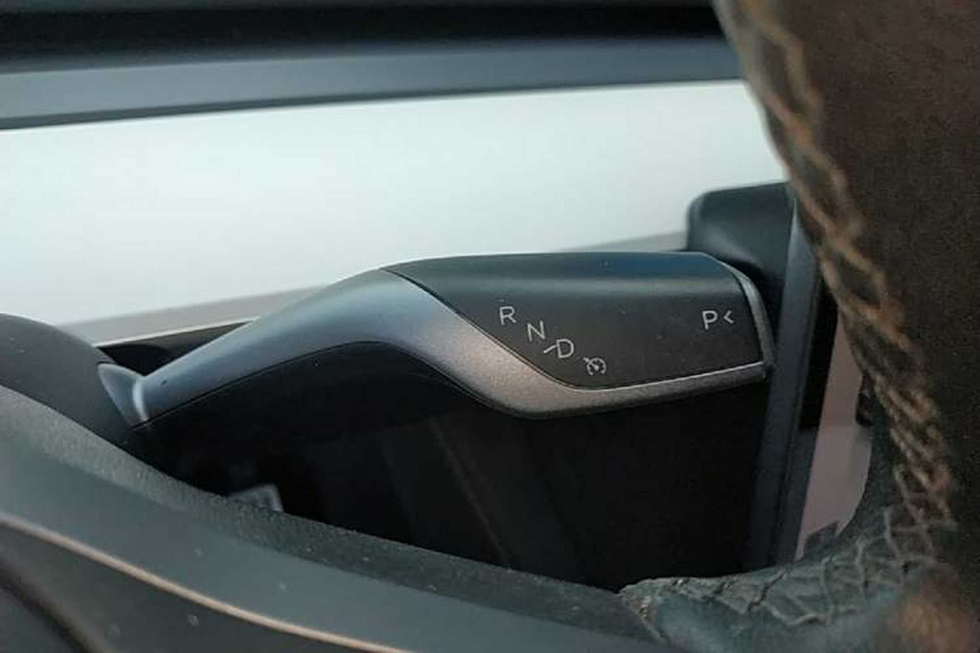 Used Tesla Model Y 2021 Performance High-Performance All-Wheel-Drive Version Gear Lever