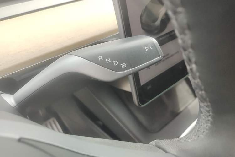 Used Tesla Model Y 2021 Standard Range Rear-Wheel Drive Version Gear Lever
